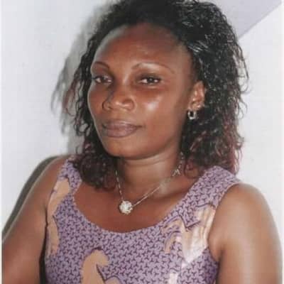 adé