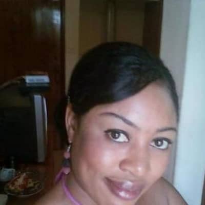 tonia