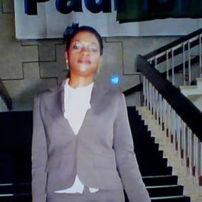 laura