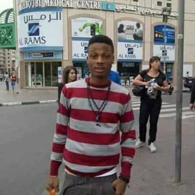 Shola085