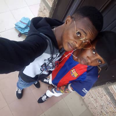 Akazola27