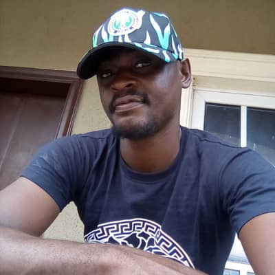 Mosesolumide