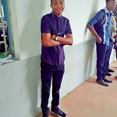 chris080