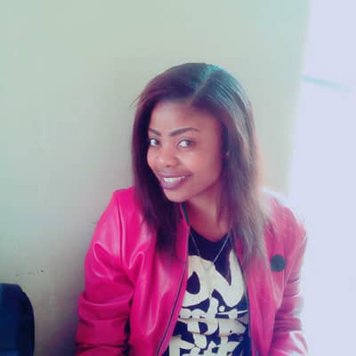 Mwenya smilez