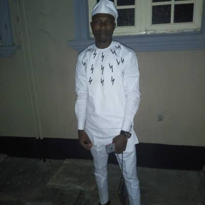 Tunde