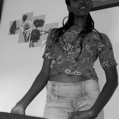 Vee M.