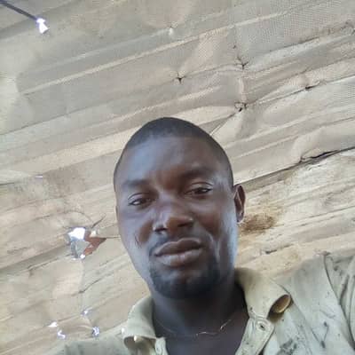 Emmanuel Ajueyitsi