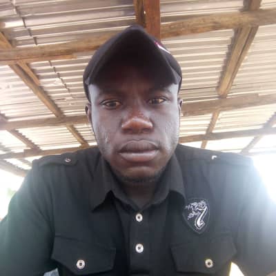 Charles saamo
