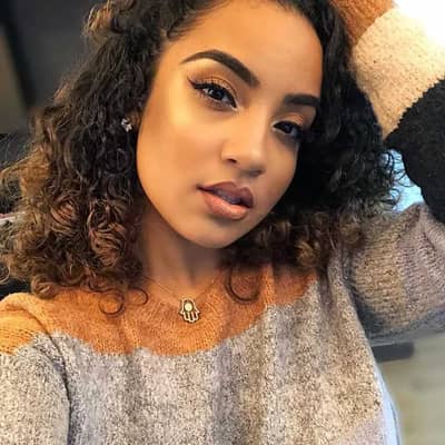 adriana29y