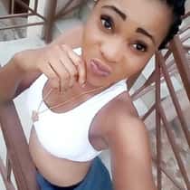 Rose kwakyewaa