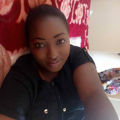 Queen dee
