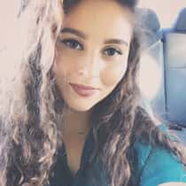 Thelma Flores