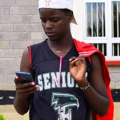 Maxwel