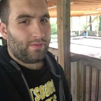 Tom000