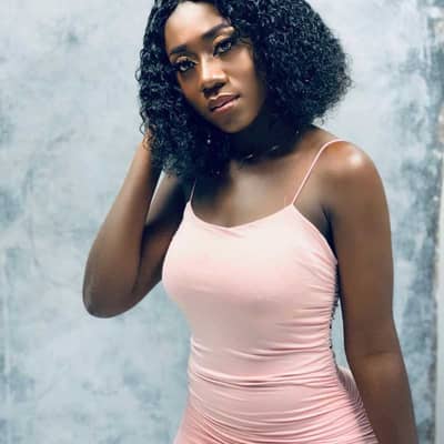 QUEEN BLACK