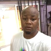 Larry kiez