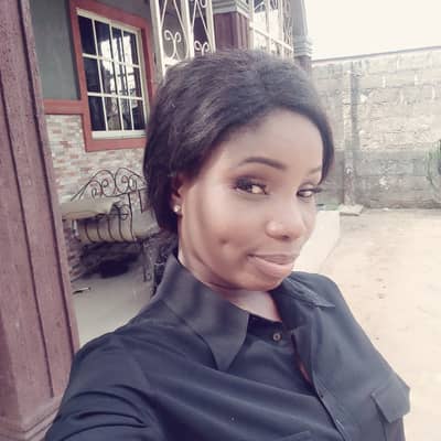 Gloria Kenneth