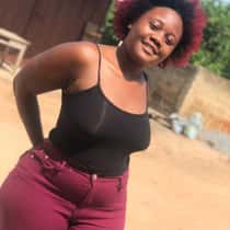 NANA YAA