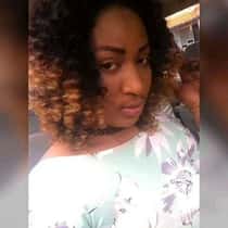 Akua pretty rock