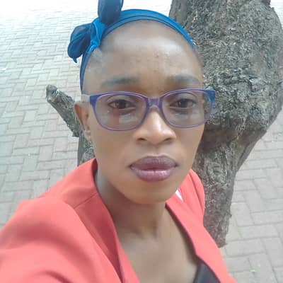 Lusquared Setsiba