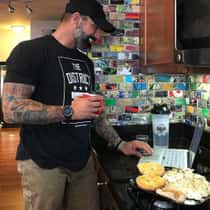 Johnson Mike