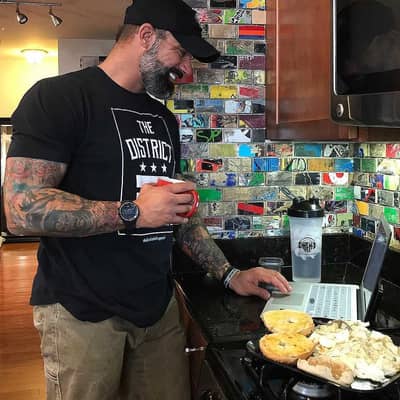 Johnson Mike