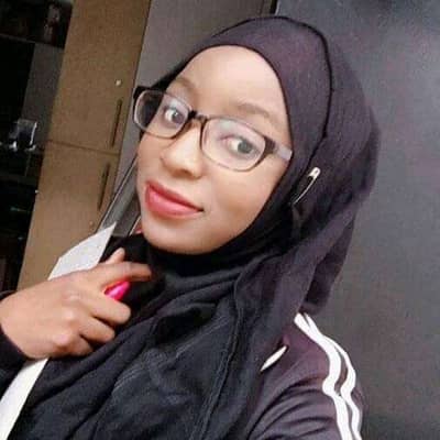 Aisha MBE we m