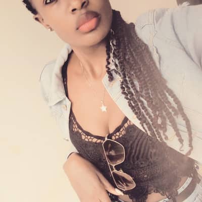 Lizzie wangi