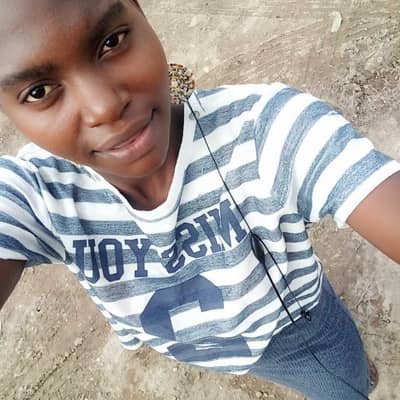 Momobae
