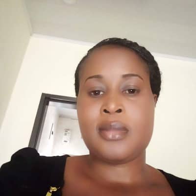 Hellen mhango