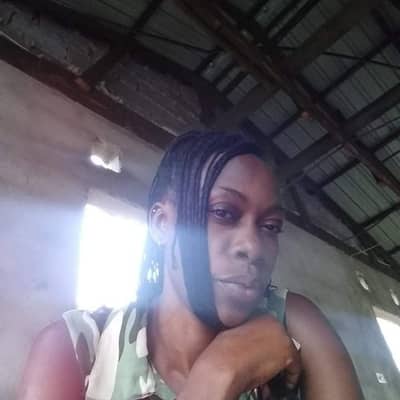 Lonia phiri