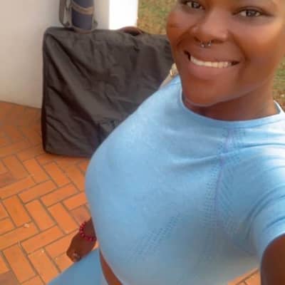 Akos