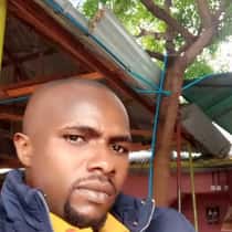 Frank ulomi