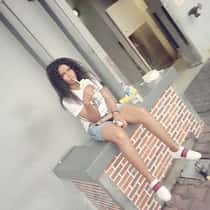 lauraa