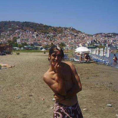 Nikos