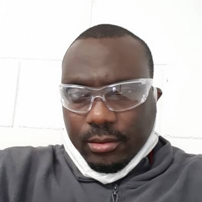 Adeshola