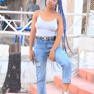 gifty fernandoz