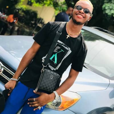 Eazi moni