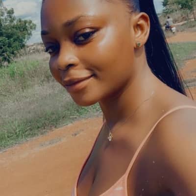 Preetty_Efya