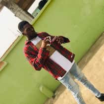 Ayomore