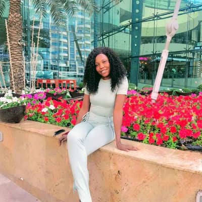 Mhzi Betty