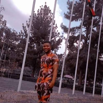 agboola2080