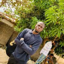 Bamze Ap Moses