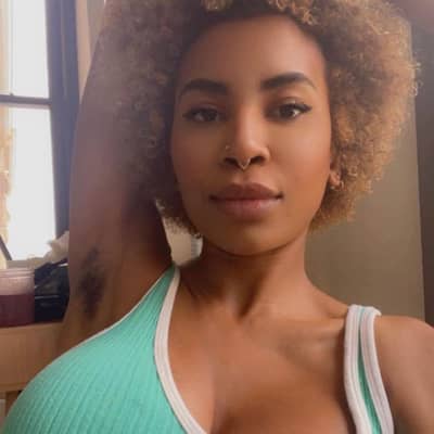 Lora