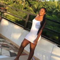 Oforiwaa Queenster