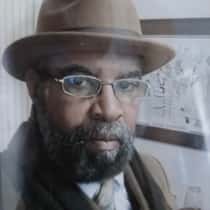 Gino. Hayes