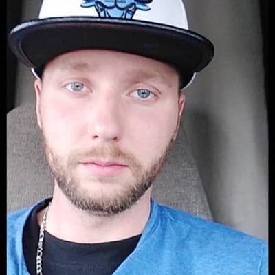 MrBlueEyez