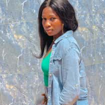 serwaa Charlotte