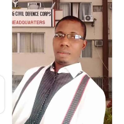 Adekunle oyelude