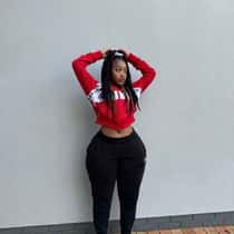 Vivian serwaa